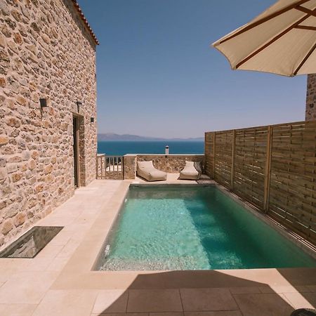 Mani Luxury Suites And Studios In Gytheio With Private Pools Zewnętrze zdjęcie