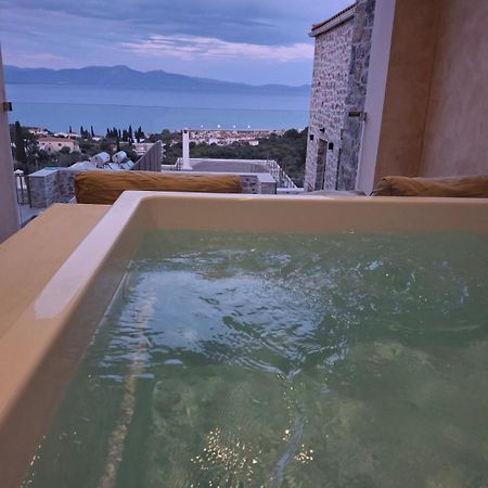 Mani Luxury Suites And Studios In Gytheio With Private Pools Zewnętrze zdjęcie