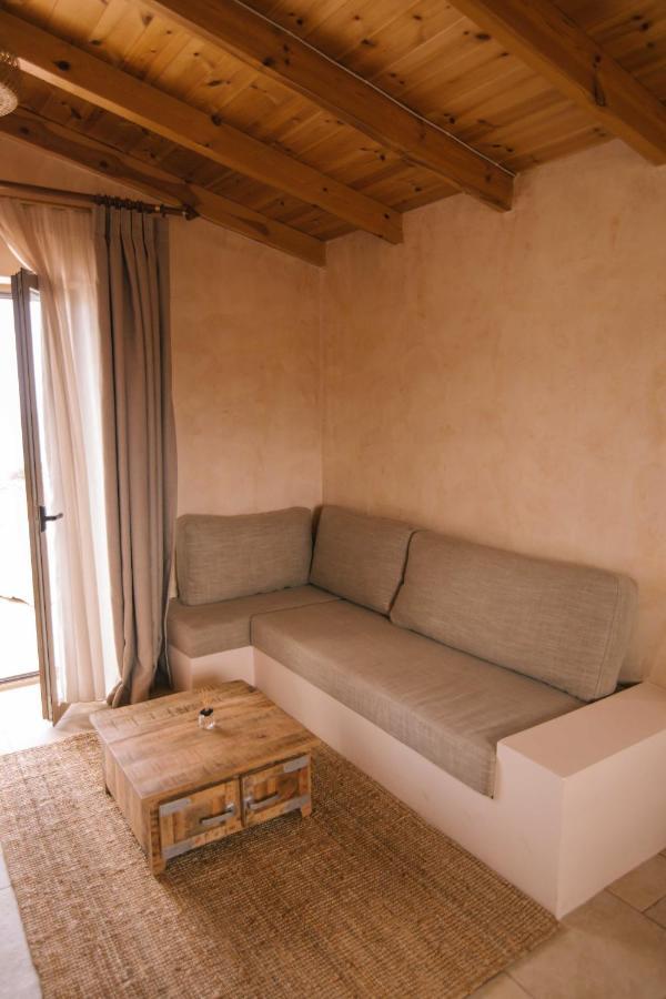 Mani Luxury Suites And Studios In Gytheio With Private Pools Zewnętrze zdjęcie
