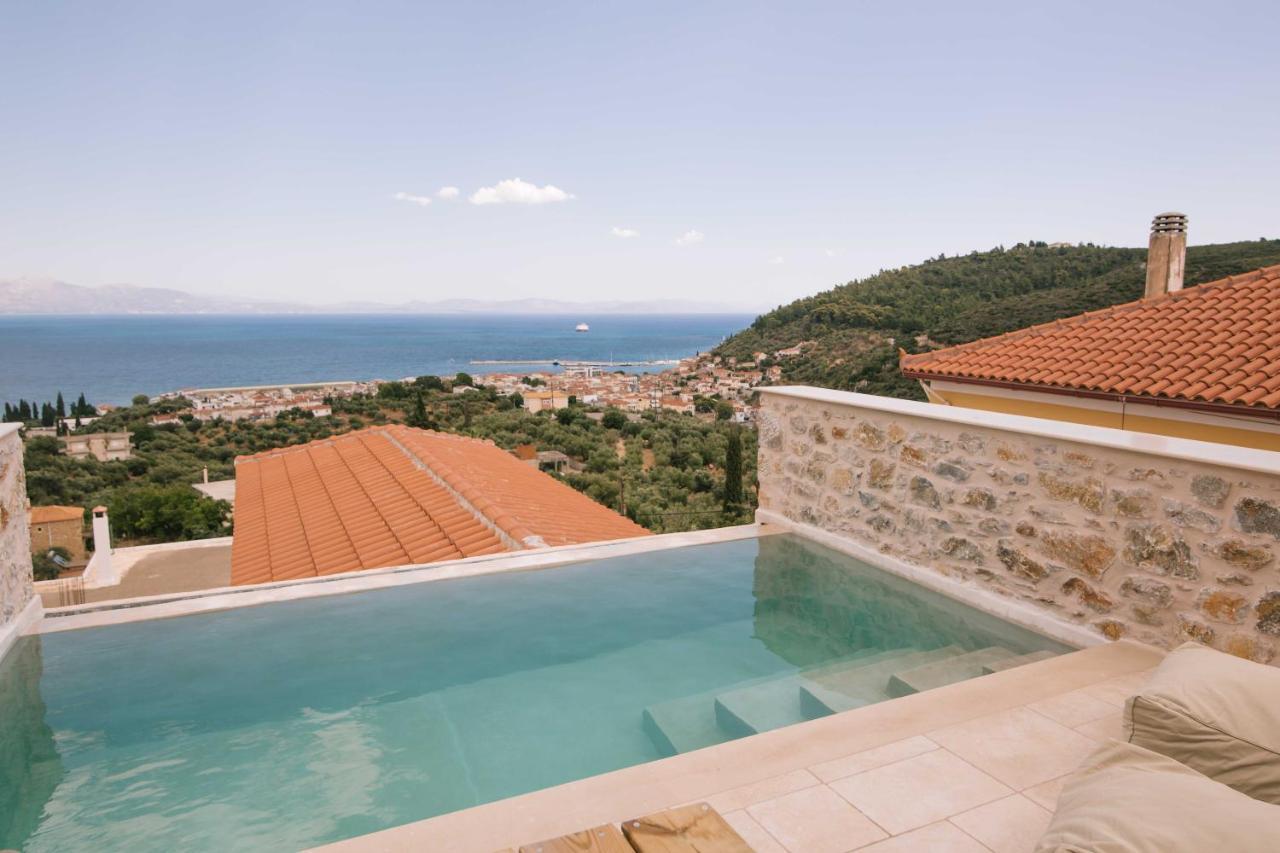 Mani Luxury Suites And Studios In Gytheio With Private Pools Zewnętrze zdjęcie