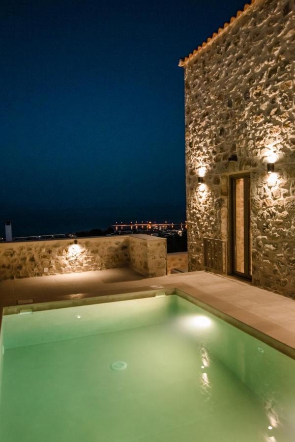 Mani Luxury Suites And Studios In Gytheio With Private Pools Zewnętrze zdjęcie