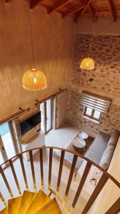 Mani Luxury Suites And Studios In Gytheio With Private Pools Zewnętrze zdjęcie
